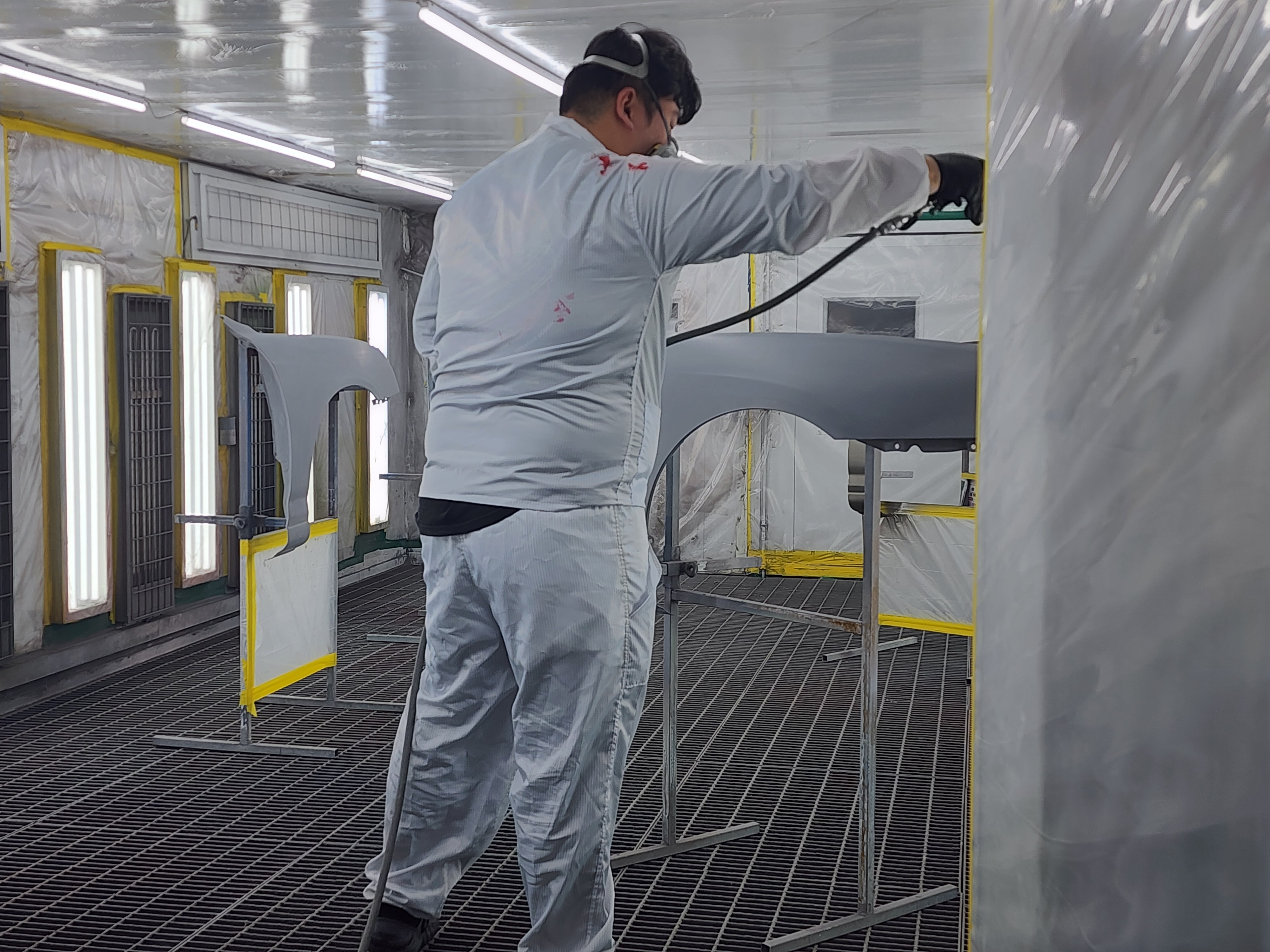 자동차보수도장_클리어 작업